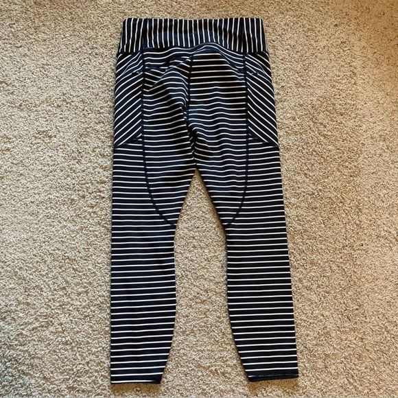 Athleta Stripe Contender 7/8 Tights Leggings S - Picture 3 of 7